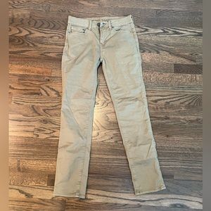 American Eagle Flex Soft Twill Slim 5-Pocket Pant in Dune Khaki. Size 26 x 30.